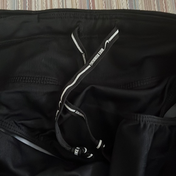 Nike Dri-Fit Small Black/Gray Running Shorts - Picture 5 of 6